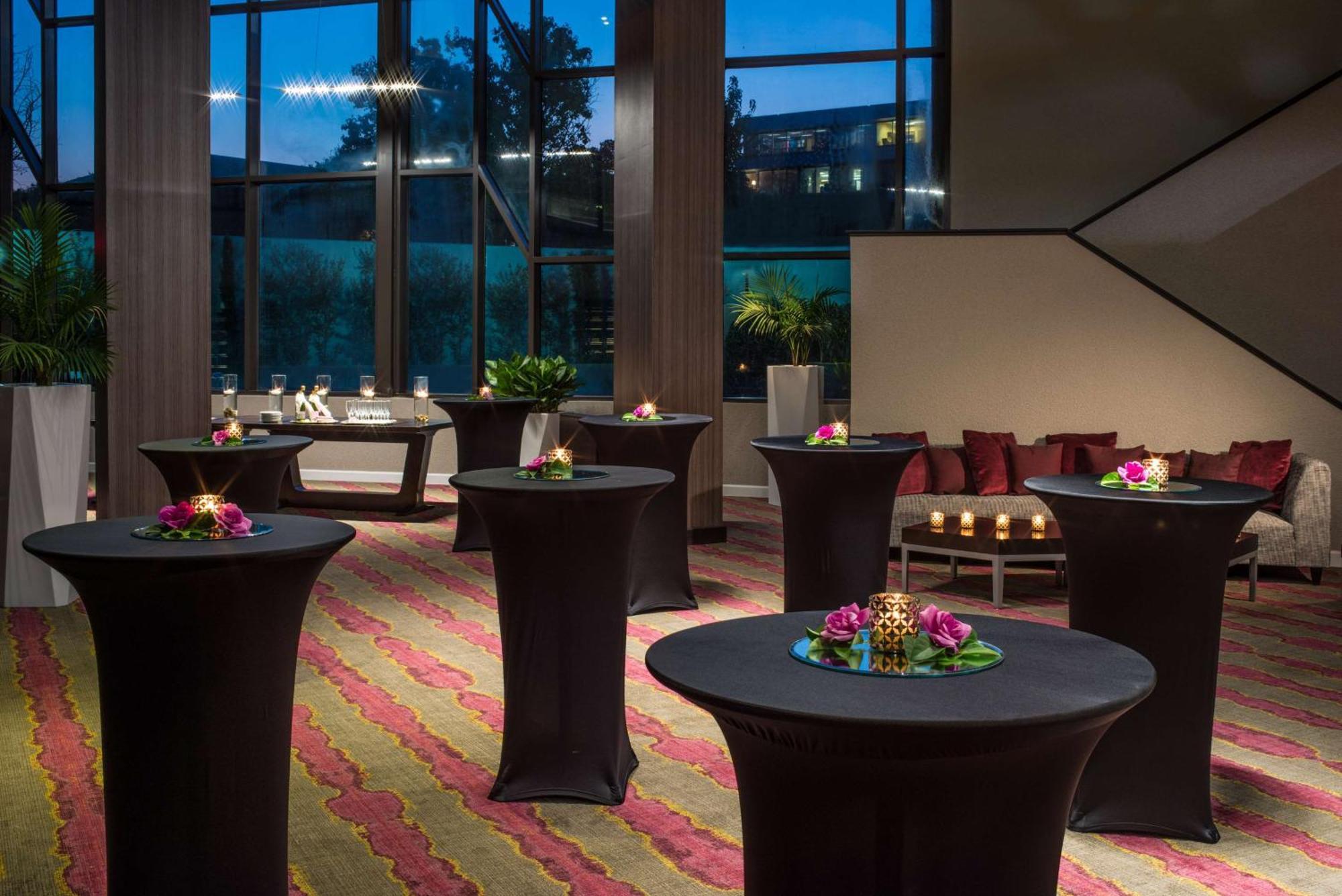 Doubletree By Hilton Austin Northwest - Arboretum Екстер'єр фото